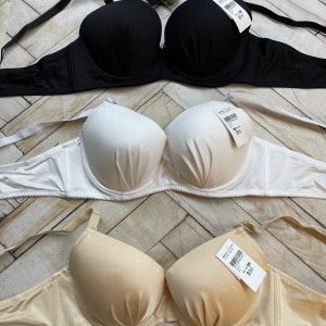 سوتین اسفنجی وارداتی فنردار اعلا بدون جک کد ۲۳۶۹ مارک سنتوری (جین ۱۲ تایی)