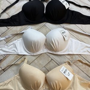 سوتین اسفنجی وارداتی فنردار اعلا بدون جک کد ۲۳۶۹ مارک سنتوری (جین ۱۲ تایی)