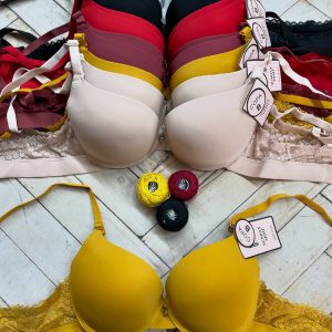 سوتین وارداتی اسفنجی دستک گیپور کد ۱۰۰۱ (جین ۱۲تایی)