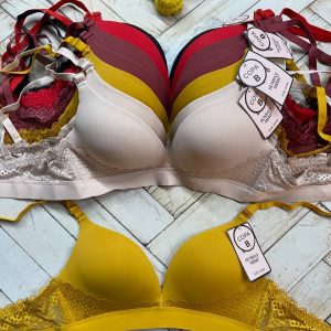 سوتین وارداتی اسفنجی کد ۱۰۰۳ مارک ساندی میمی(جین ۱۲تایی)