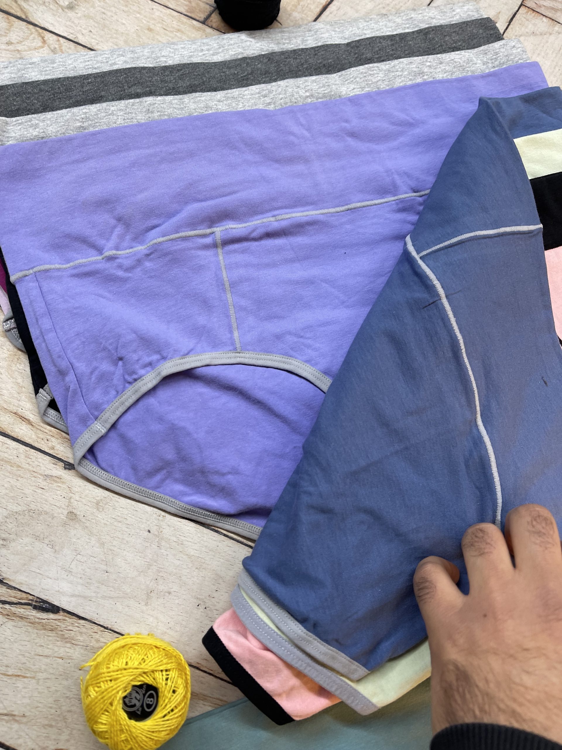 شورت فاق بلند وارداتی کش پهن نخ پنبه مارک پاموک ( جین ۱۲ تایی ) - Image 5